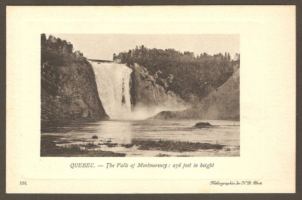 Chute Montmorency : carte postale Neurdein ND 194: Quebec - The Falls of Montmorency : 276 feet in height. Version avec double cadre blanc autour de l'illustration; celui intérieur est embossé.